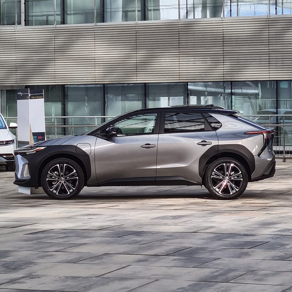 20230307_101703-Toyota-BZ4X-1-copia - TOYOTA OURENSE Primer Coche Eléctrico