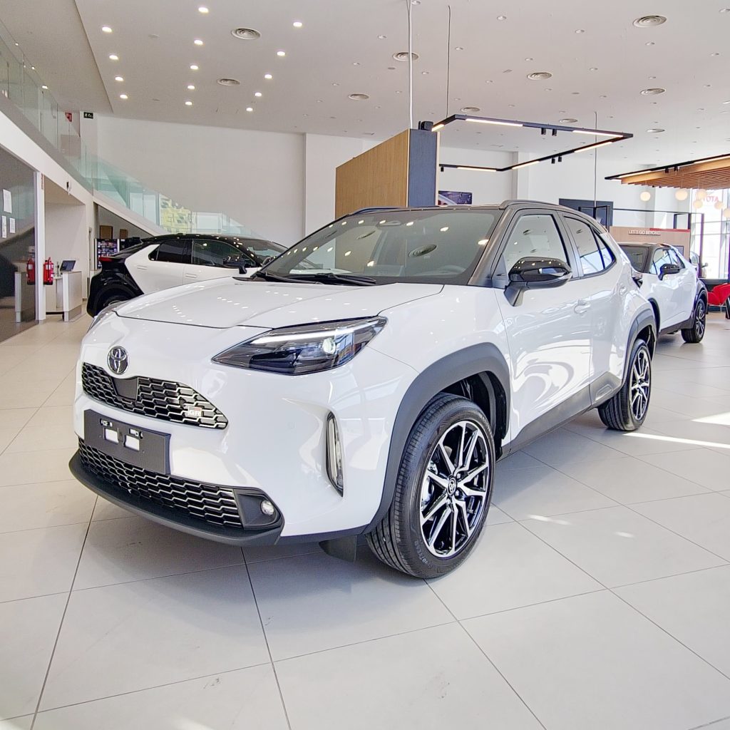 YARIS CROSS 2024 GR SPORT 130H GRIS ASCARI 2 - TOYOTA OURENSE